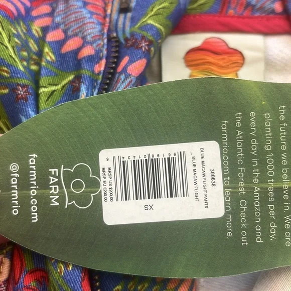 Farm Rio Blue Macaw Flight Pants NWT - Picture 9 of 13